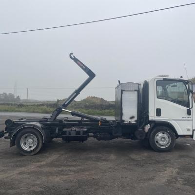 Isuzu Forward 75 190