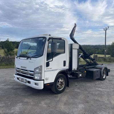 Isuzu Forward 75 190